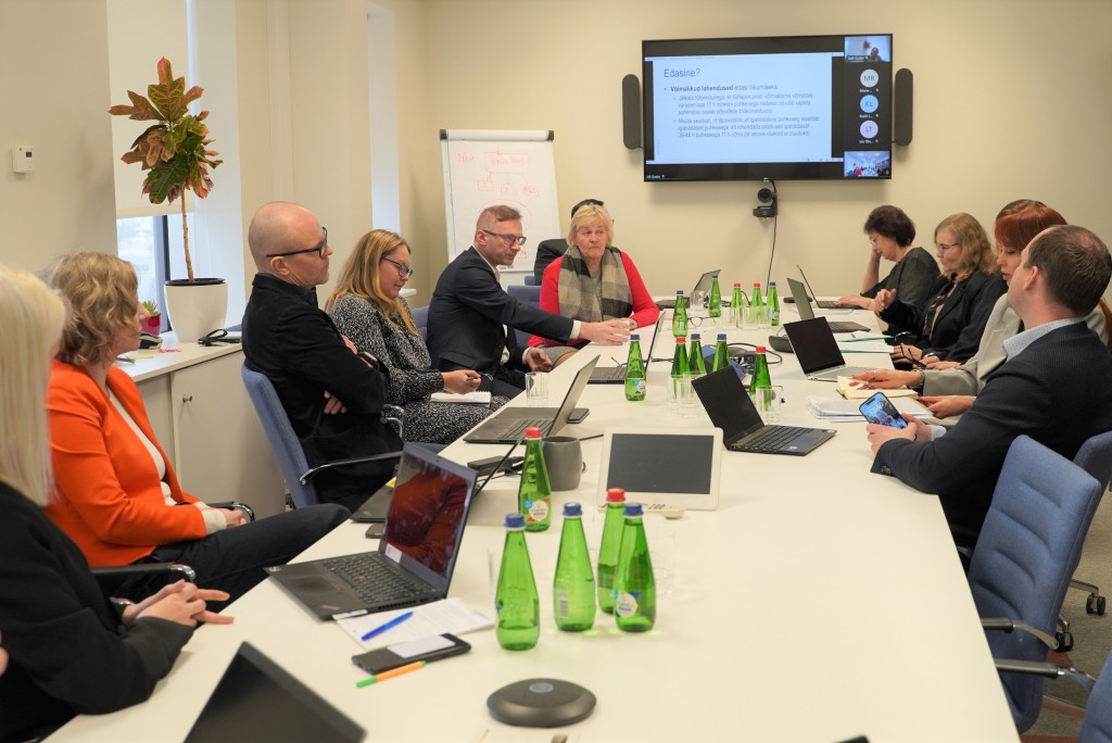 Kolmepoolne 12.12.2023.JPG